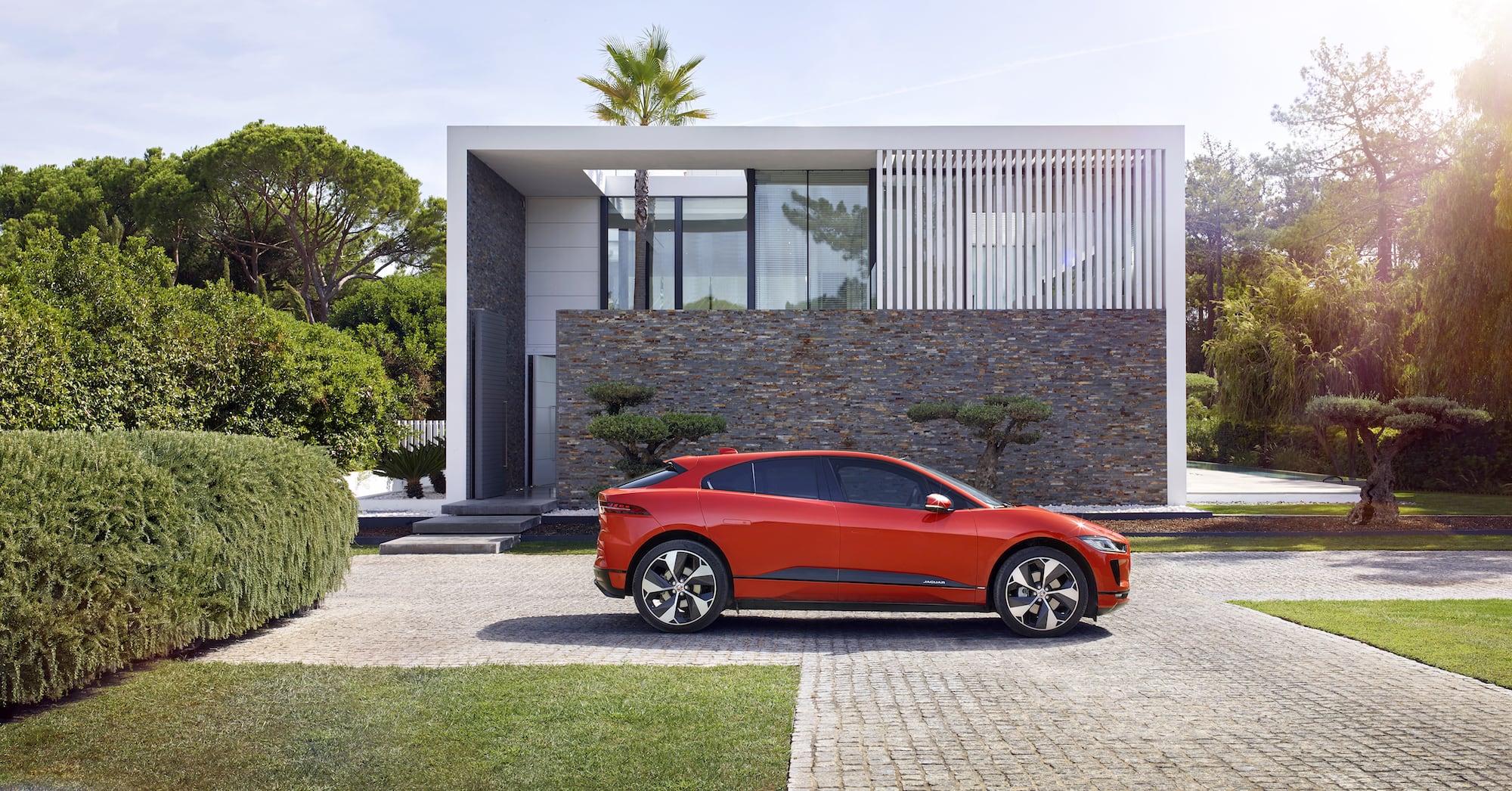 Jaguar I-Pace Elektro SUV-Crossover enthüllt 4