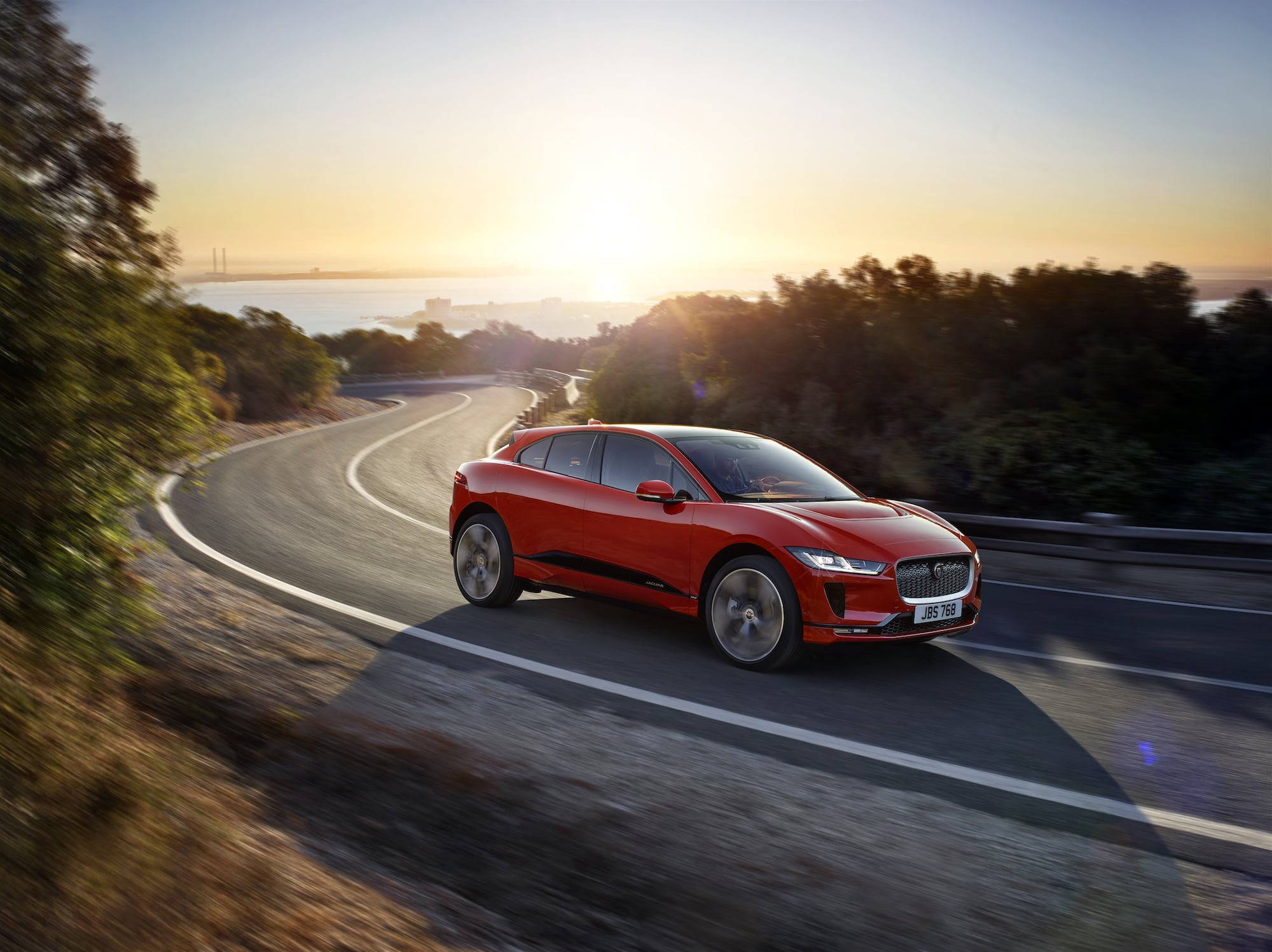 Jaguar I-Pace Elektro SUV-Crossover enthüllt 1