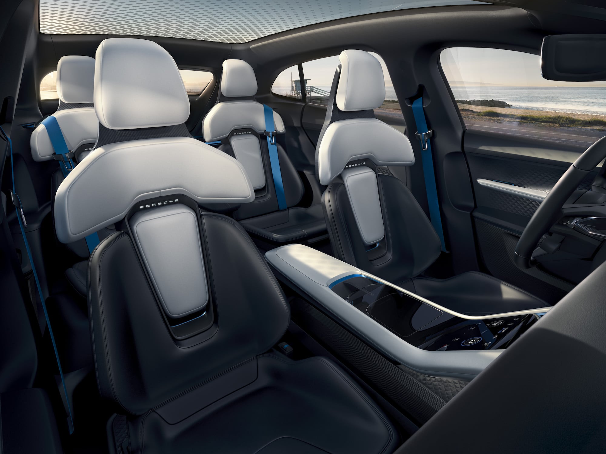 Porsche Mission E Cross Turismo 03