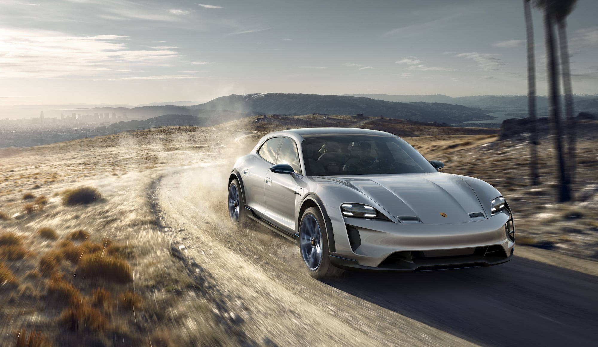 Porsche Mission E Cross Turismo 08