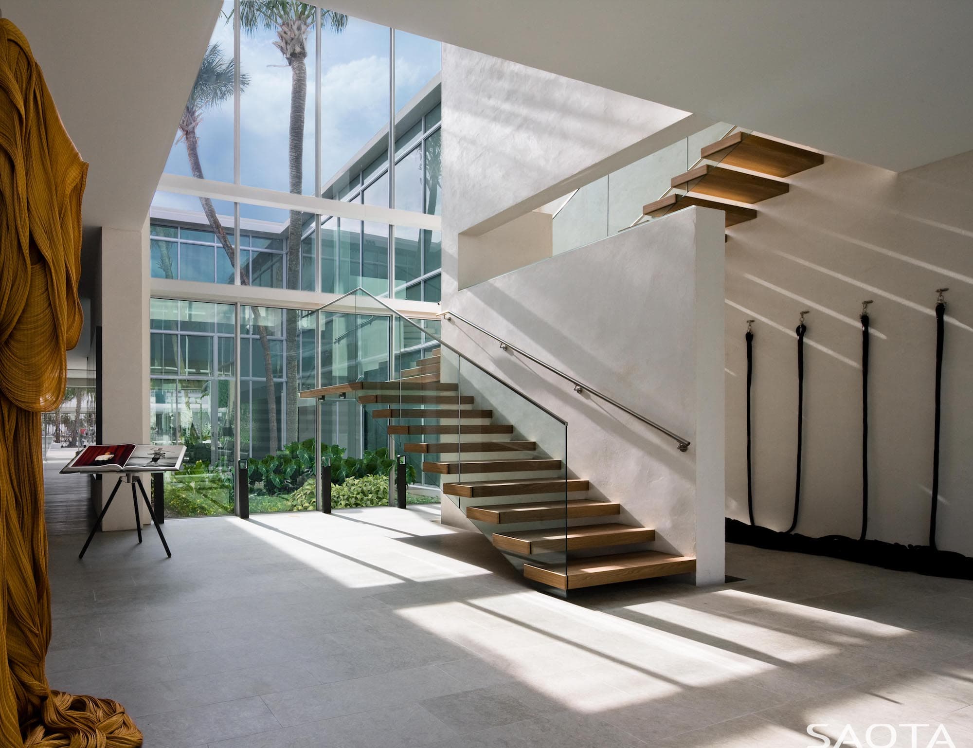 Das Pine Tree Anwesen in Miami von SAOTA 6