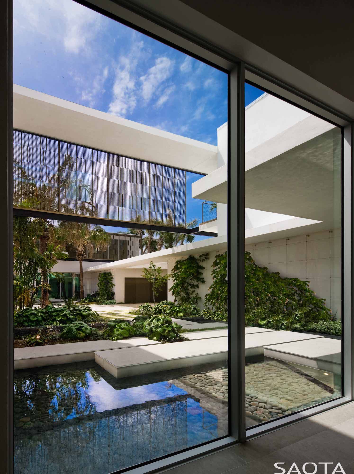 Das Pine Tree Anwesen in Miami von SAOTA 13