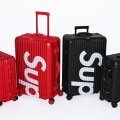 Tradition trifft auf Hype: Auf Reisen mit dem Supreme Koffer von Rimowa