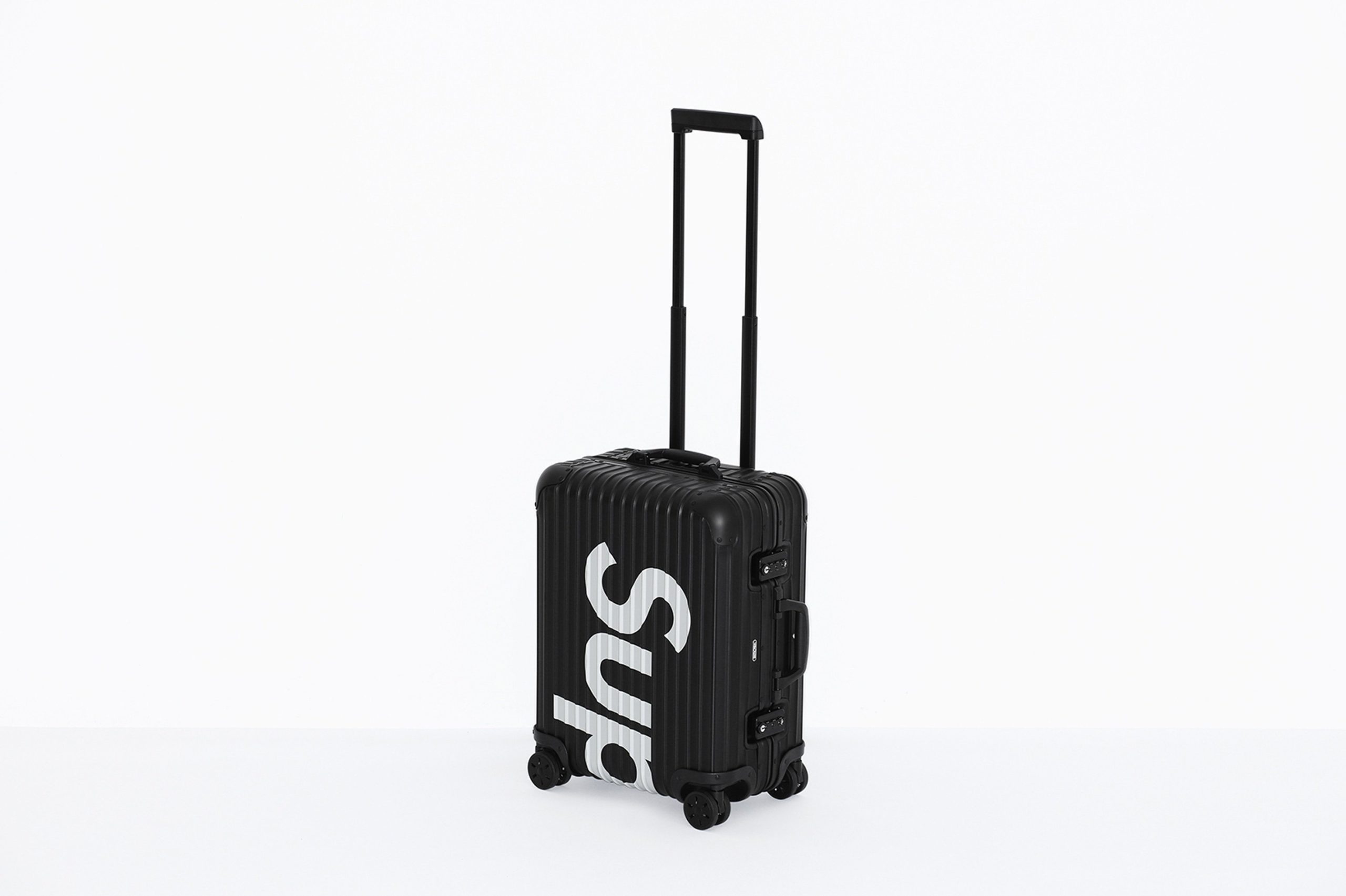 Tradition trifft auf Hype: Auf Reisen mit dem Supreme Koffer von Rimowa 13