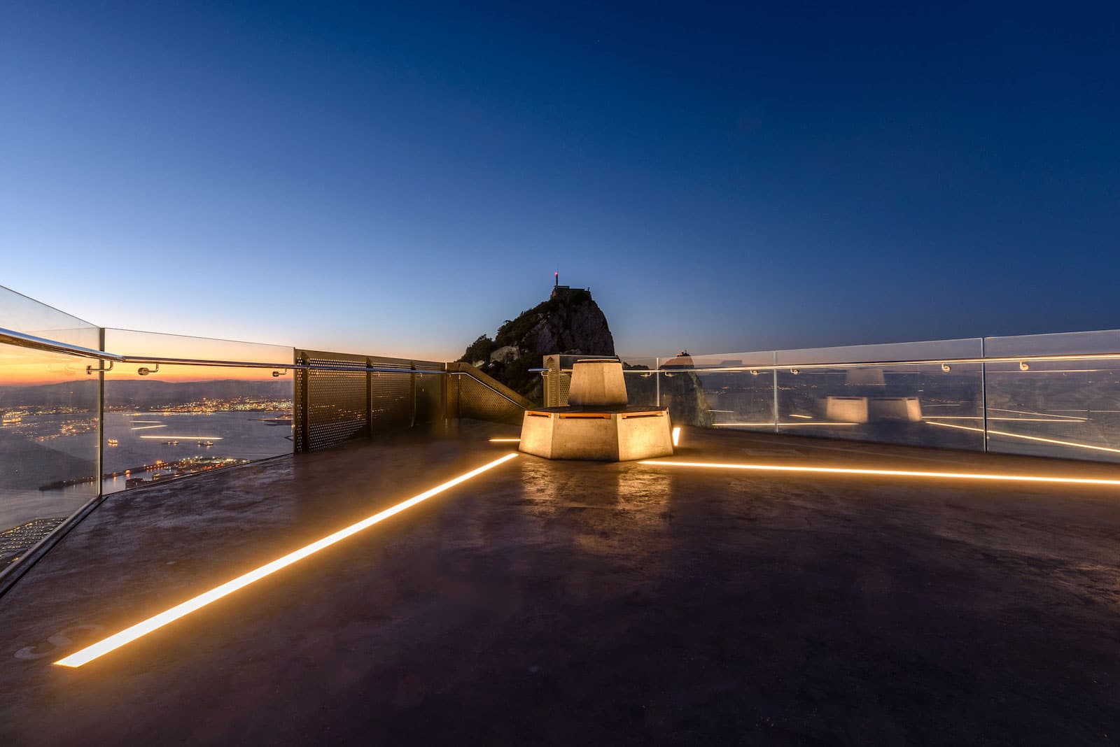 Skywalk Gibraltar by Arc Designs 01