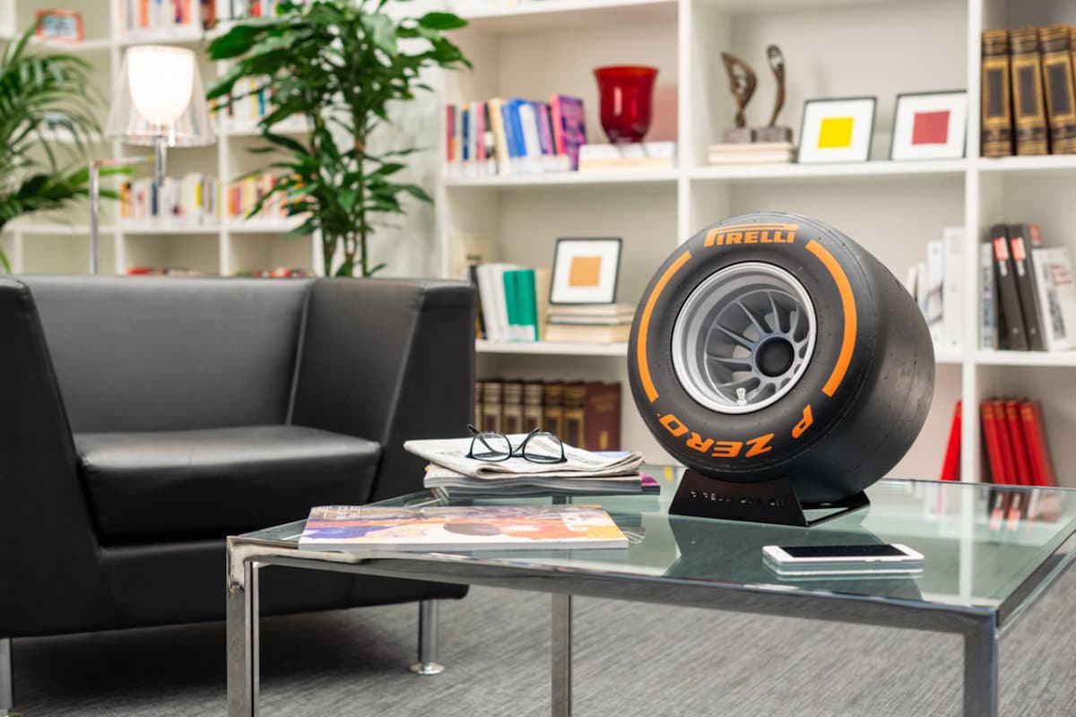 Bluetooth Speaker P Zero Sound by Pirelli Design and IXOOST 01
