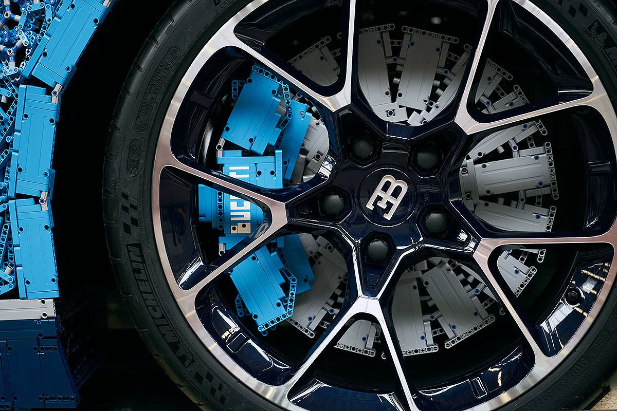 LEGO baut funktionstüchtigen, lebensgroßen Bugatti Chiron nach 7