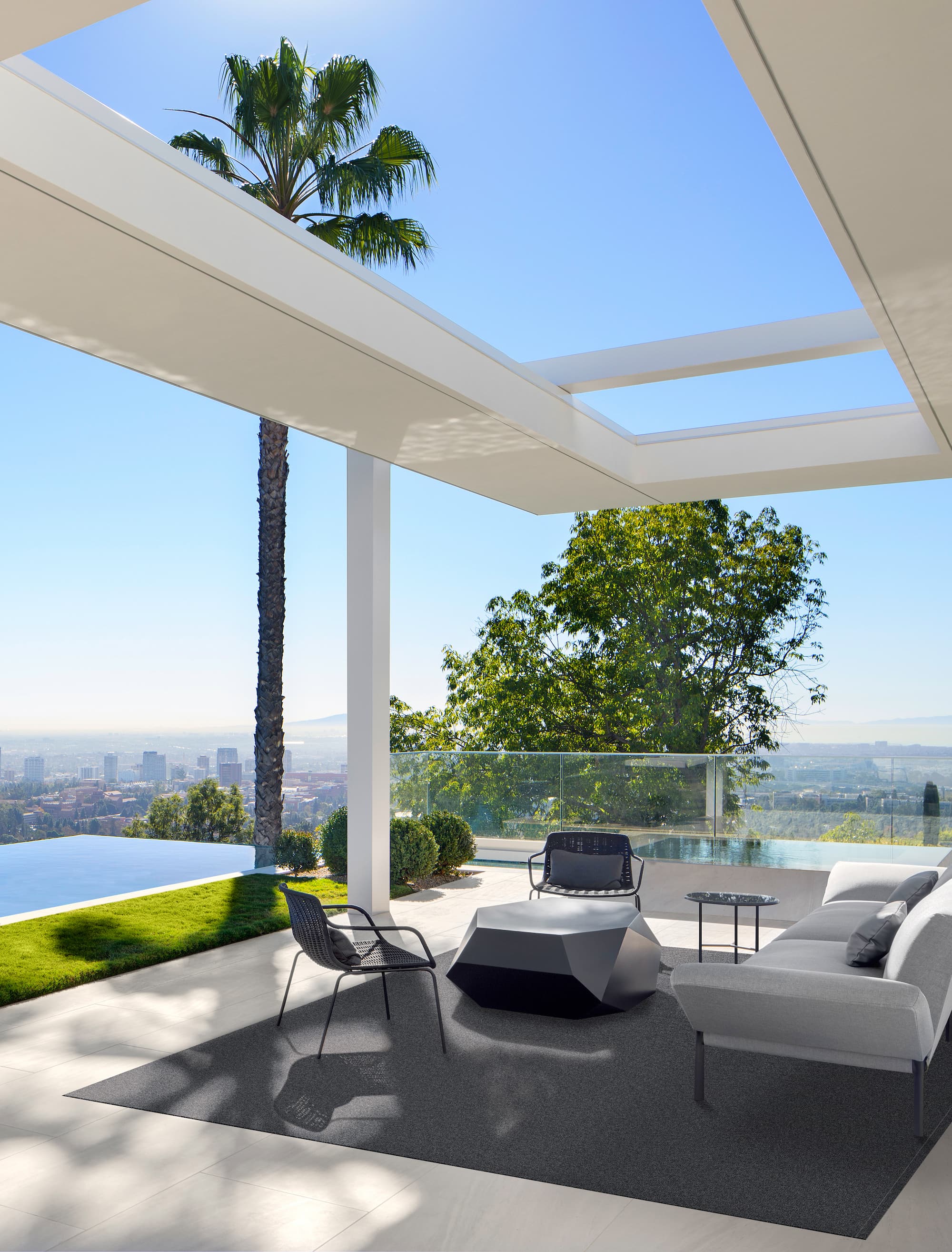 Stradella in Bel Air, Los Angeles, by SAOTA 04