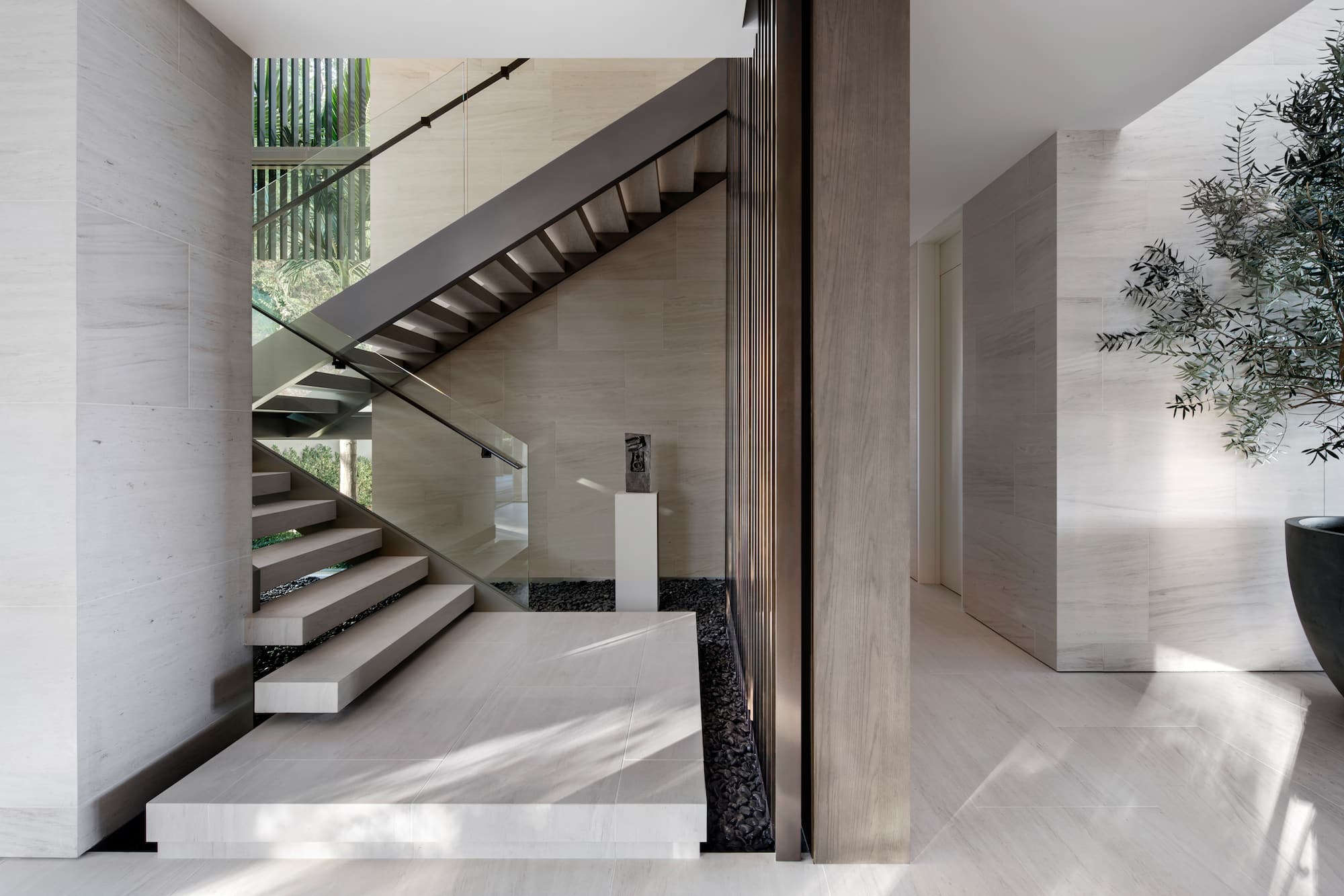 Stradella in Bel Air, Los Angeles, by SAOTA 07