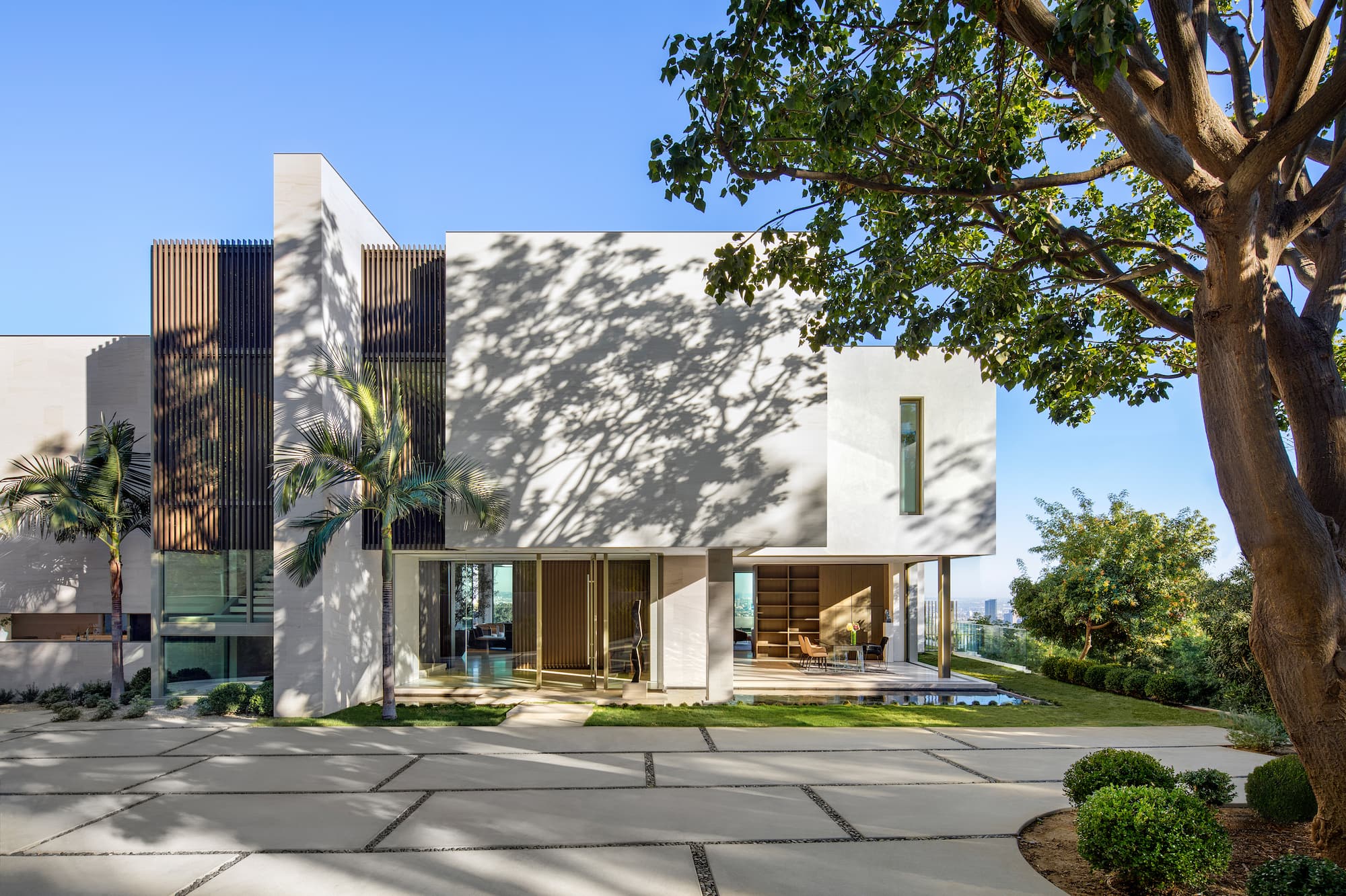 Stradella in Bel Air, Los Angeles, by SAOTA 13