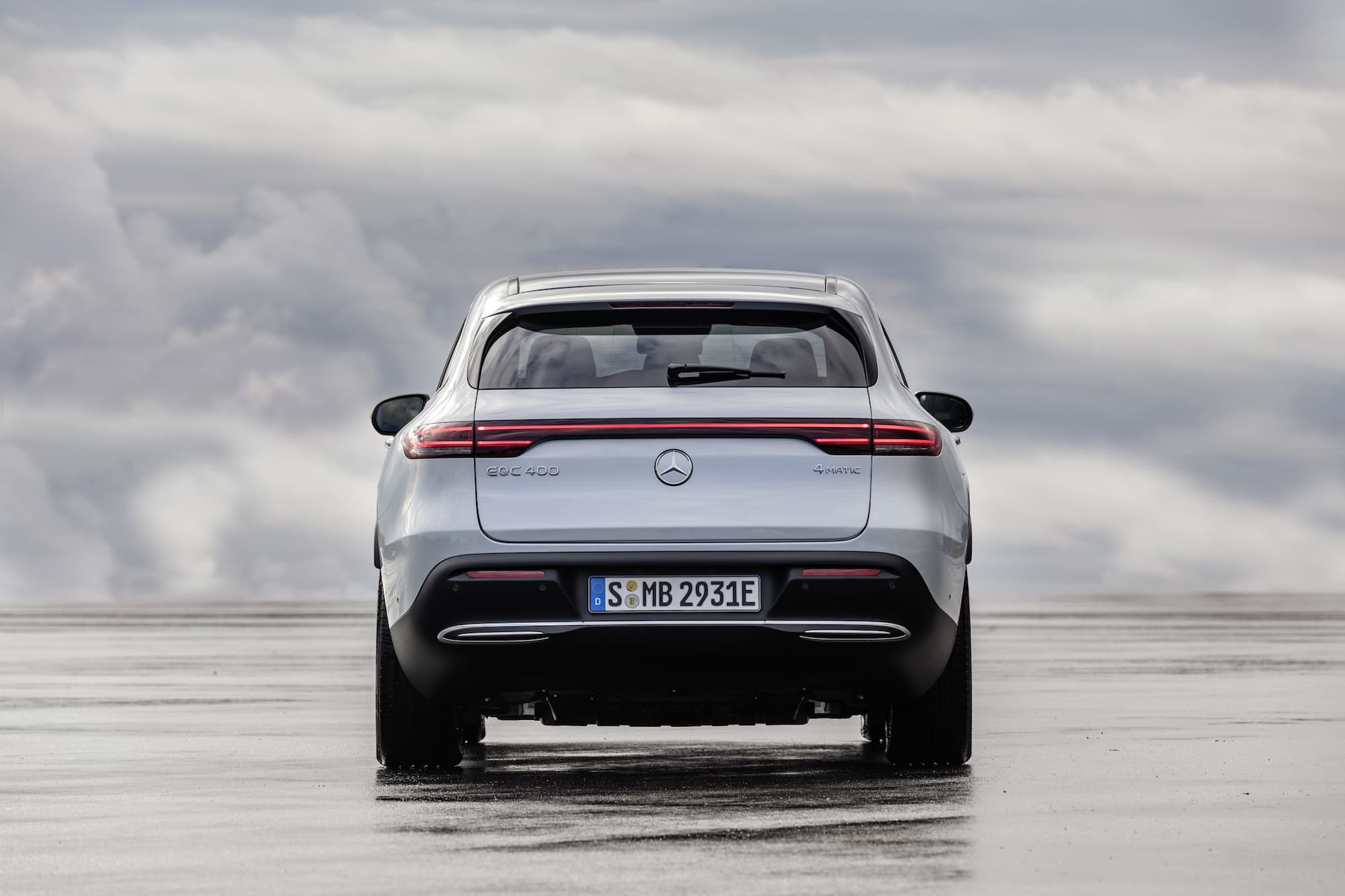Mercedes-Benz EQC 02