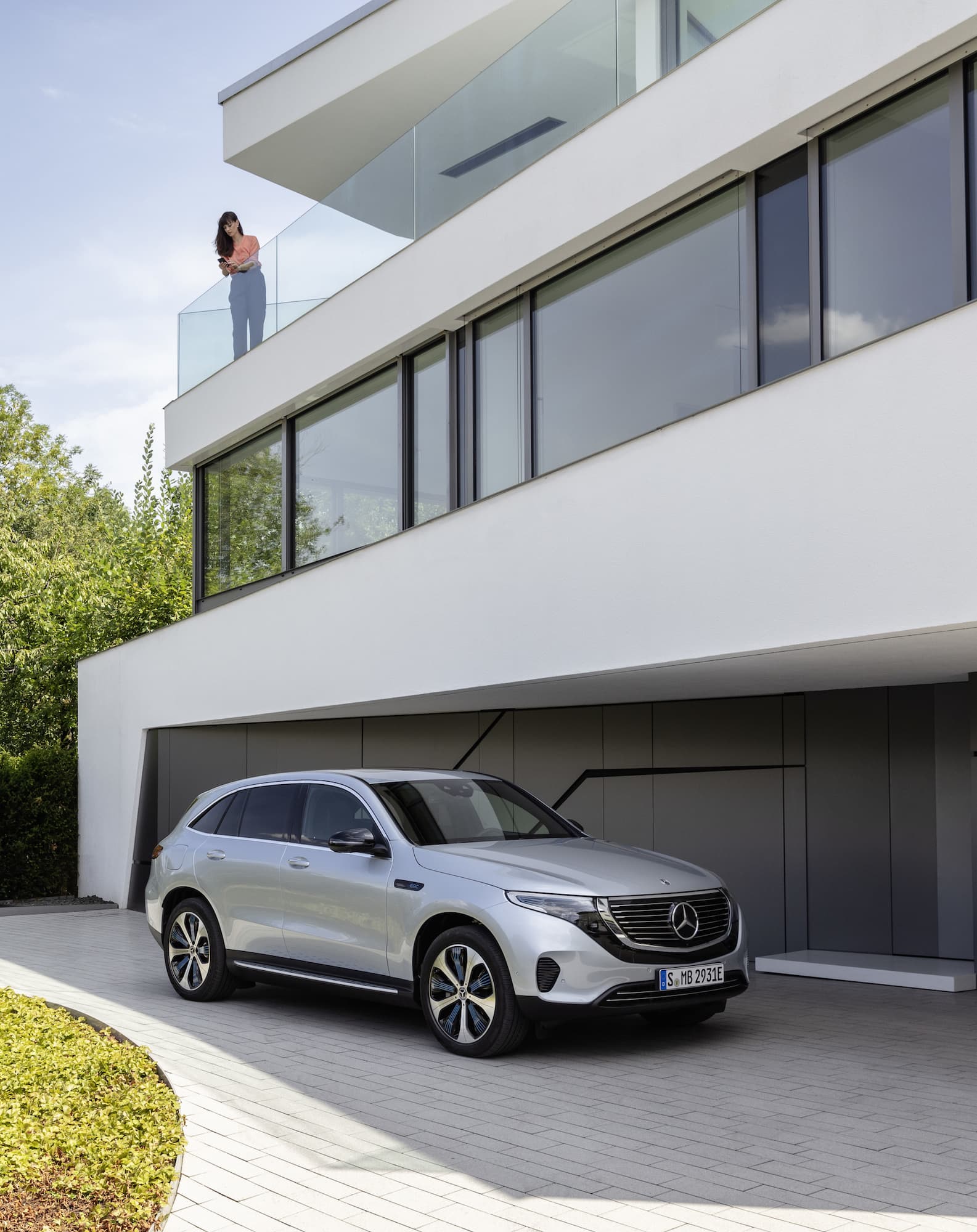 Mercedes-Benz EQC 07