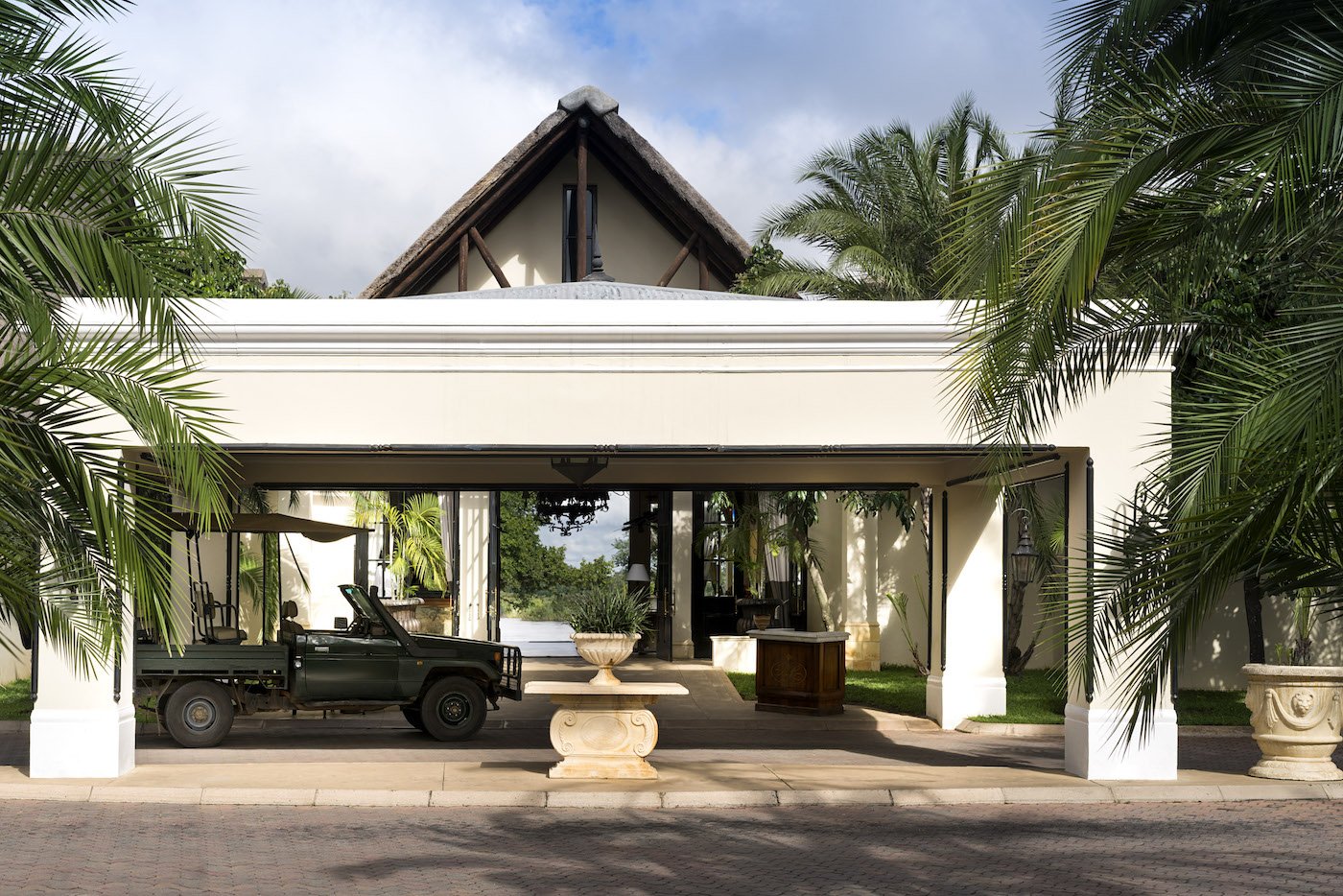 Kolonialer Charme: Im Royal Livingstone Resort Zambia bei den legendären Victoria Fällen 2