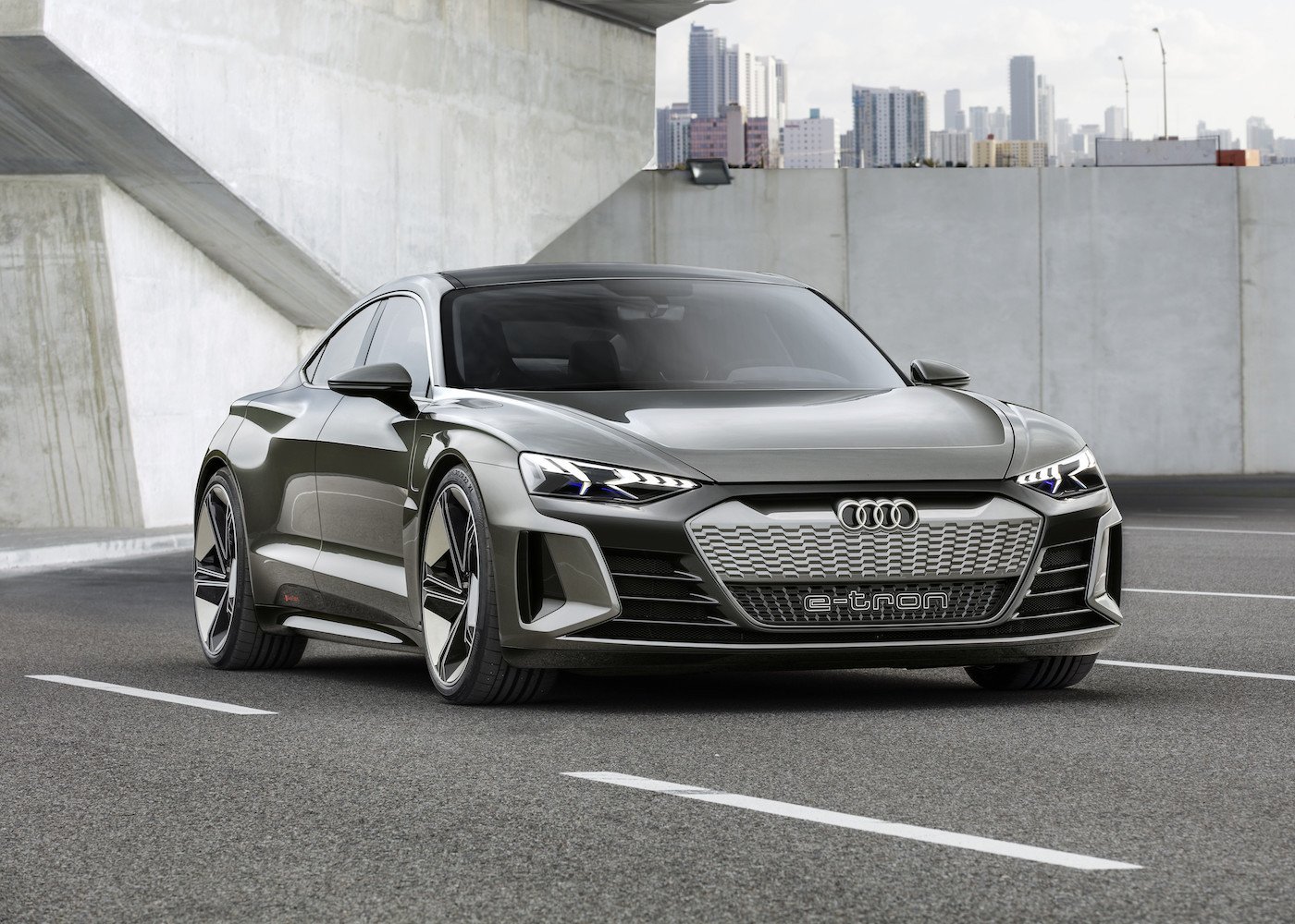 Audi introduces the e-tron GT concept: The all-electric 590 hp sedan 6