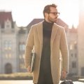 Style Guide: So wählst du das richtige Outfit für Deinen nächsten Flug