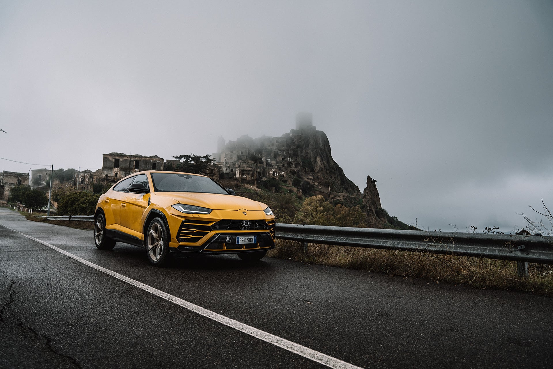 Mit dem Lamborghini Urus durch die wiederentdeckte Stadt Matera 3