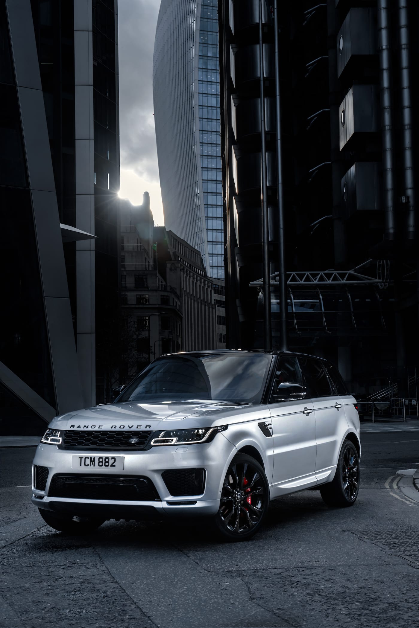Effizienter Luxus: Das Range Rover Sport HST Sondermodell 11