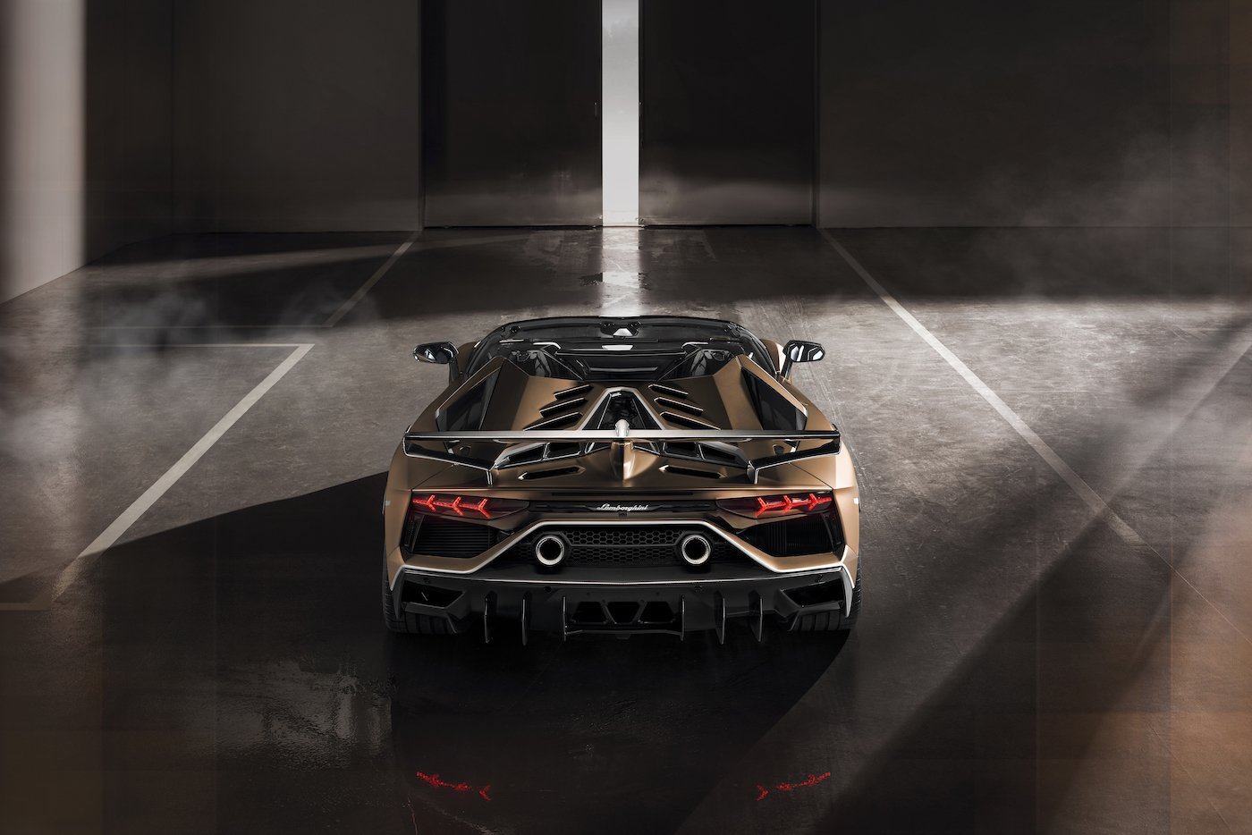 Oben ohne mit 350 km/h: Lamborghini präsentiert den Aventador SVJ Roadster in Genf 13