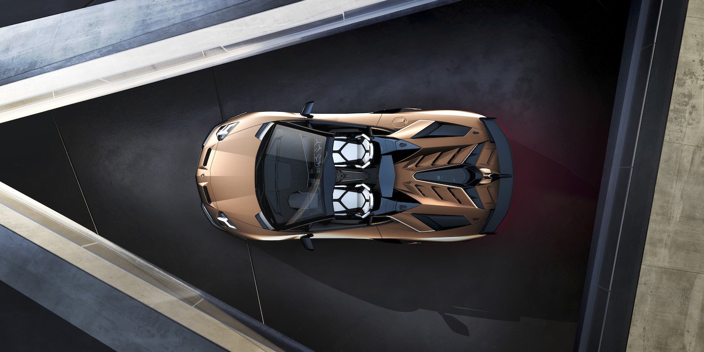 Oben ohne mit 350 km/h: Lamborghini präsentiert den Aventador SVJ Roadster in Genf 10