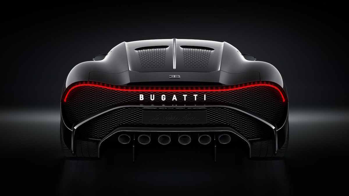 Cristiano Ronaldo hat heimlich das teuerste Auto der Welt gekauft: Einen Bugatti La Voiture Noire für 12,5 Millionen US-Dollar 16