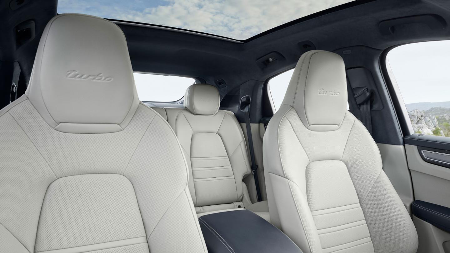 Der neue Porsche Cayenne Turbo: Dynamischer & emotionaler 6