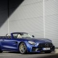 Schöner geht es nicht: Mercedes-Benz präsentiert den AMG GT R Roadster