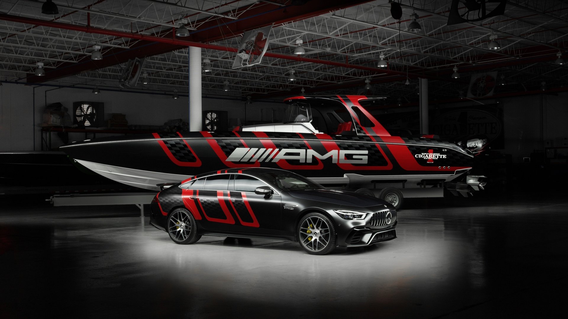 Driving Performance zu Lande und zu Wasser: Das 41‘ AMG Carbon Edition Speed Boat 1