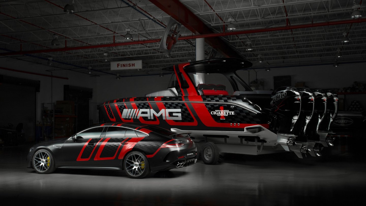 Driving Performance zu Lande und zu Wasser: Das 41‘ AMG Carbon Edition Speed Boat 4