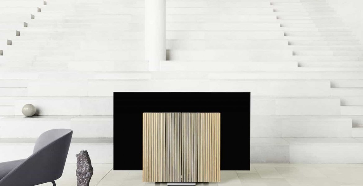 B&O Beovison Harmony TV: Lautsprecher klappen wie Flügel aus