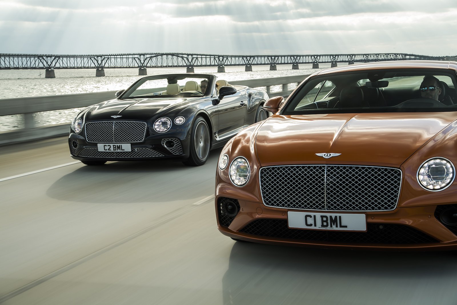 Elegant und handgefertigt: Der neue Bentley GT V8 Convertible und Continental GT V8 1
