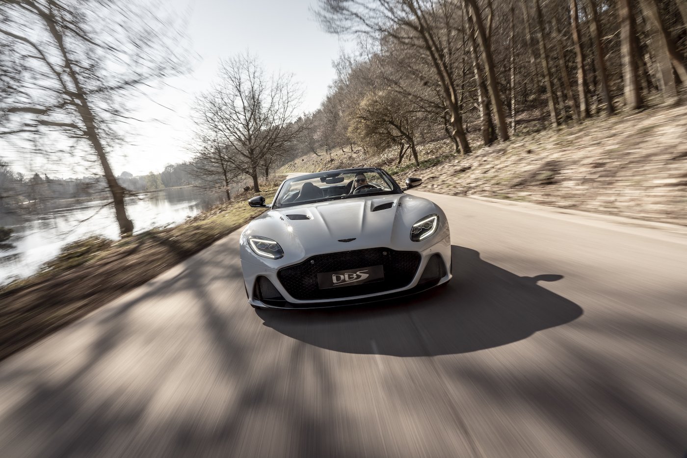 Aston Martin DBS Superleggera Volante: Ein Supersport-Cabrio mit 725 PS 3
