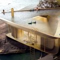 Rooftop Pool mal anders: Das Anti-Reality Summer House Konzept