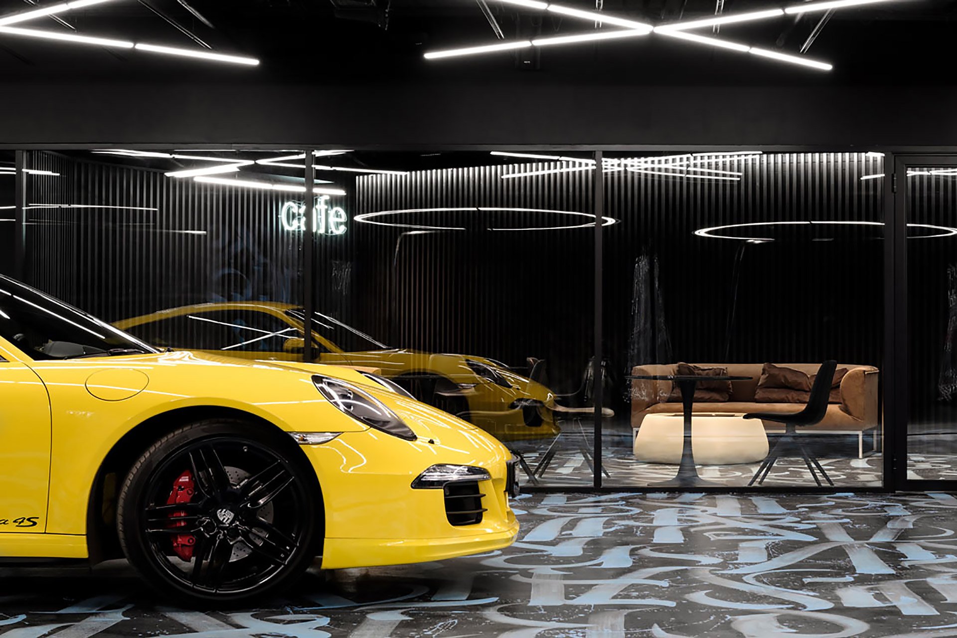 Die exklusivste Autowaschanlage Moskaus: Black Star Car Wash 2