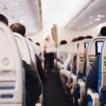 Wer fragt, gewinnt: Diese Dinge gibt es im Flugzeug kostenlos