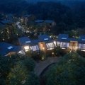 Übernachten im chinesischen Wald: Das Senbo Resort Park-Star Cube Hotel