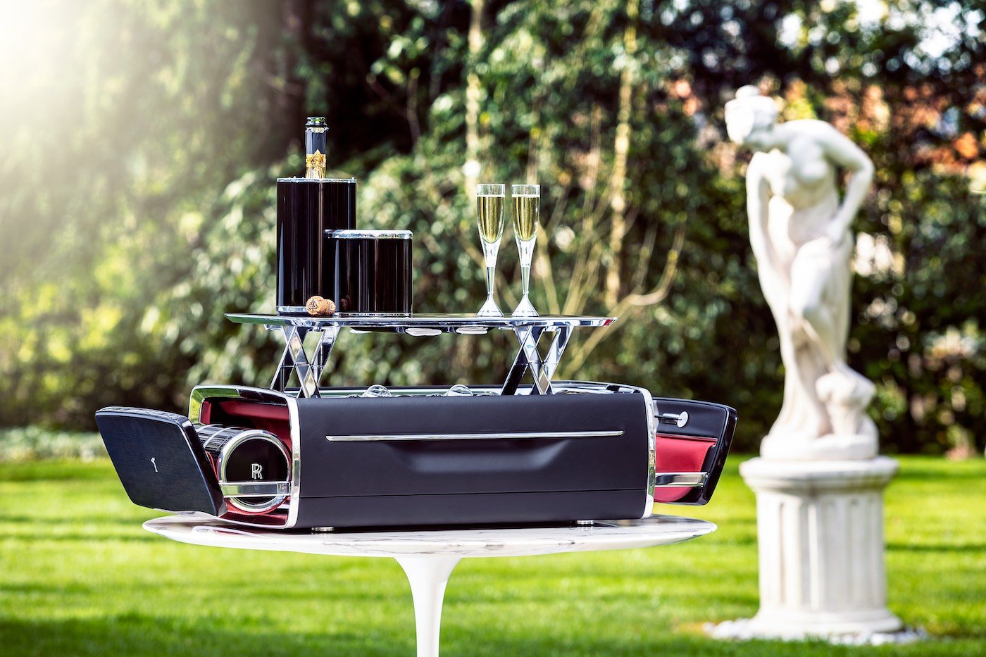Die Luxus Champagner Truhe von Rolls-Royce 8