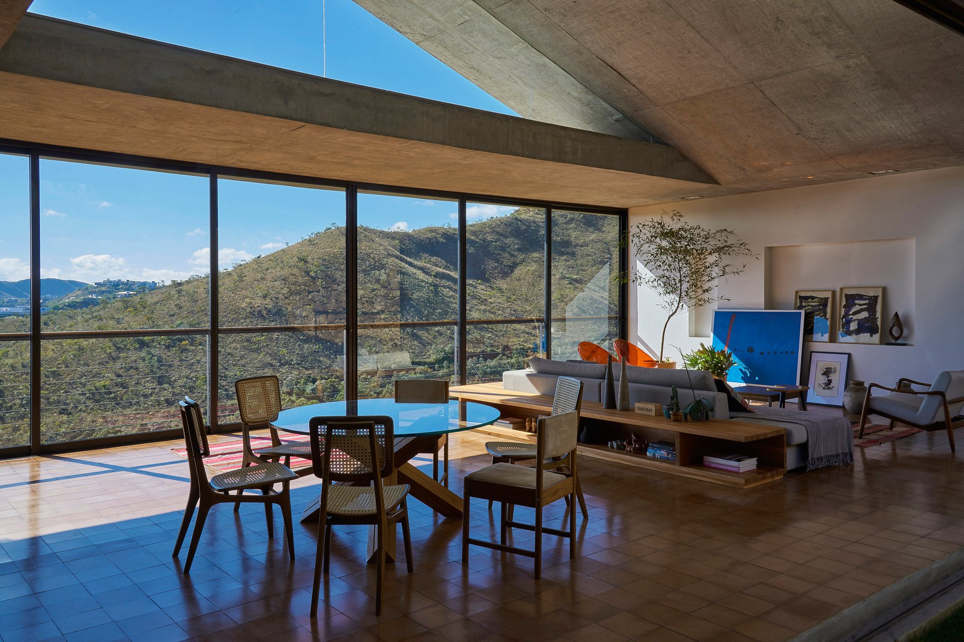 Ein Blick in die beeindruckende Casa Alpina in Belo Horizonte, Brasilien 2