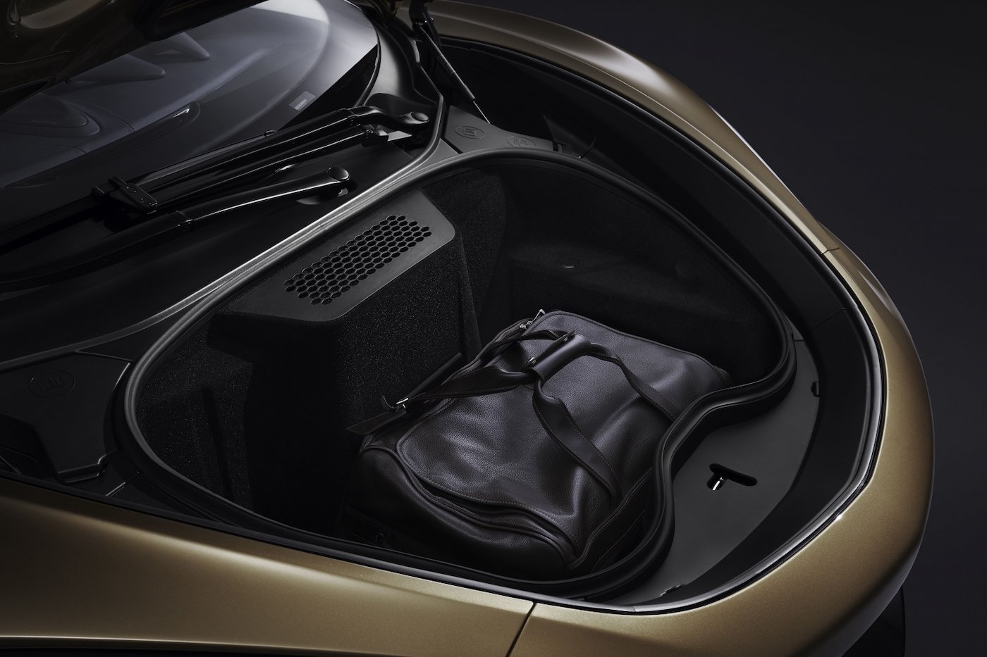 Der neue Mc Laren GT: Sportwagen und Grand Tourer 13