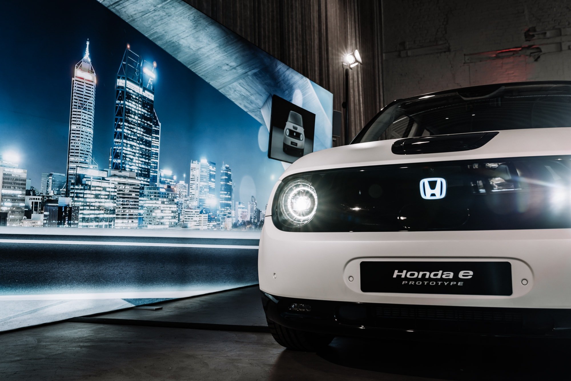 Elektro trifft auf Retro: Der neue Honda E 2