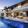 Großzügig, offen und grün: Die Dilido Island Villa von SAOTA in Miami