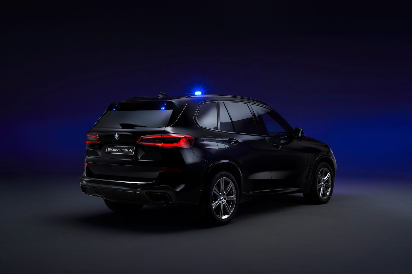 Schutz ohne Kompromisse: Der neue Panzer-BMW X5 Protection VR6 4