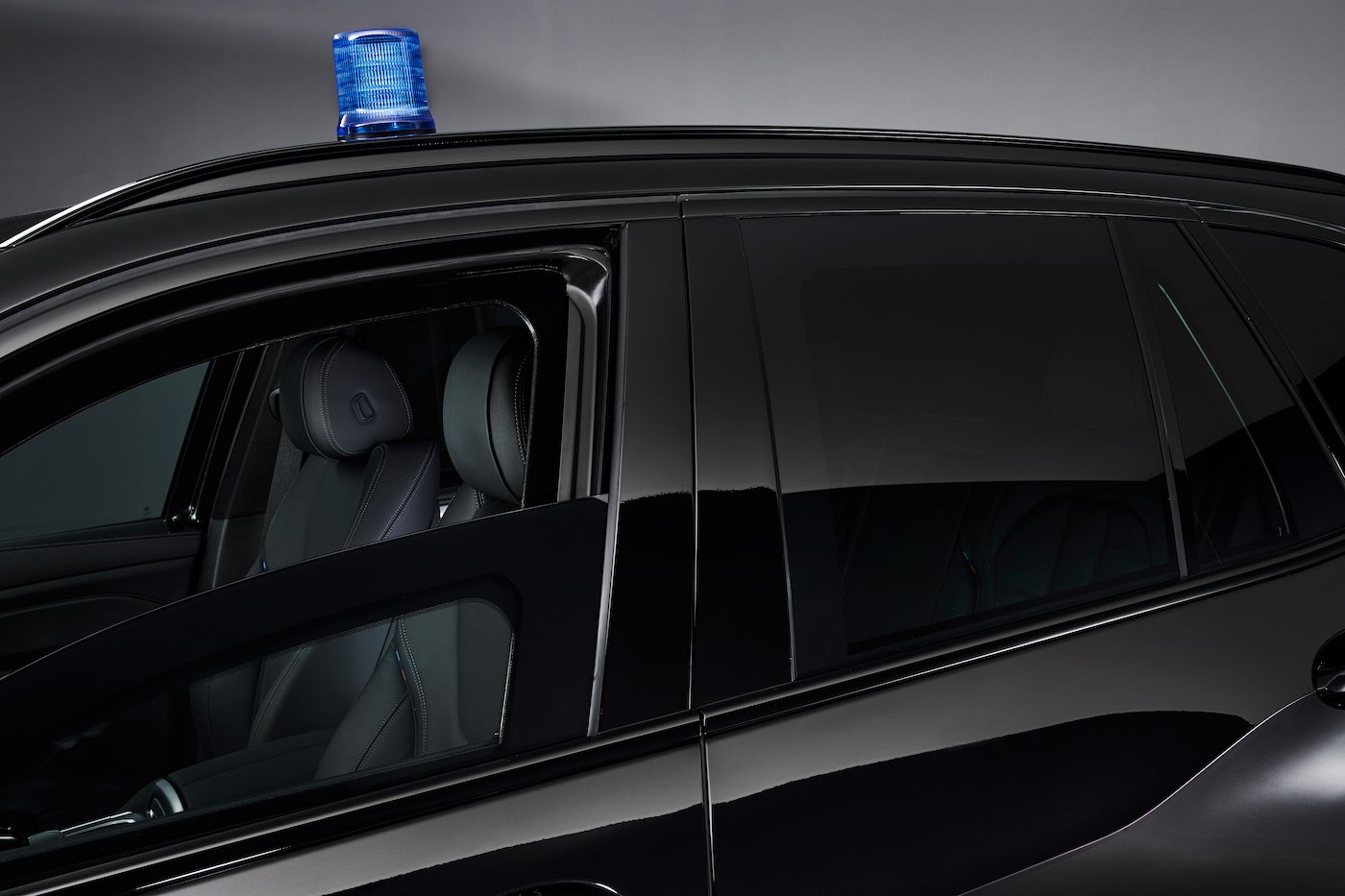 Schutz ohne Kompromisse: Der neue Panzer-BMW X5 Protection VR6 3