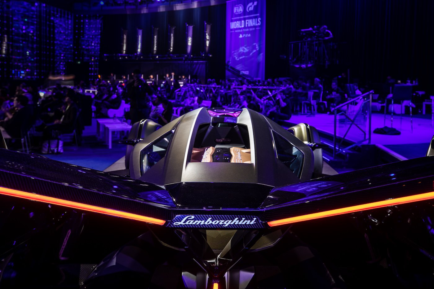 Zu schön, um wahr zu sein: Lamborghini präsentiert den V12 Vision Gran Turismo in Monte Carlo 14