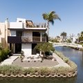 Ein Wohntraum inmitten der Kanäle von Venice Beach in Los Angeles
