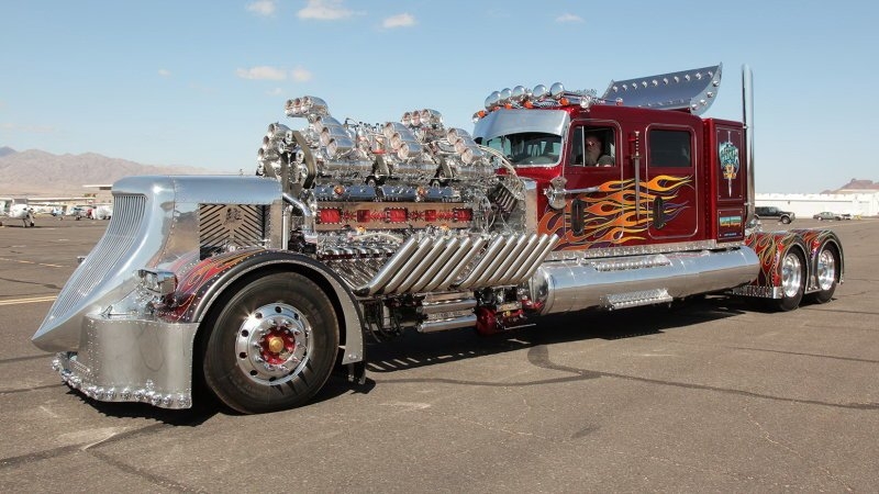 Der mächtige Thor: Ultra-langer Truck mit Doppel-V12 und über 3970 PS