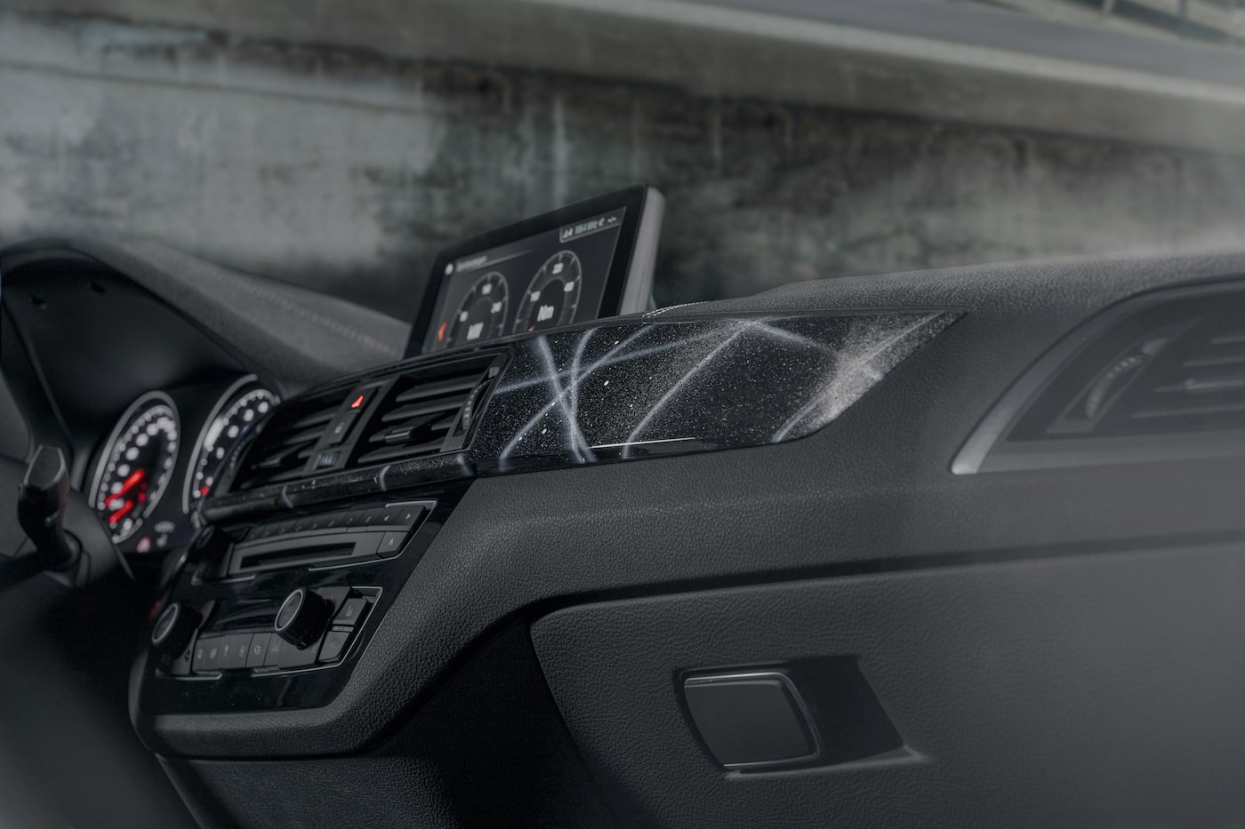 BMW x FUTURA 2000: Exklusive Sondermodelle des BMW M2 Competition 14