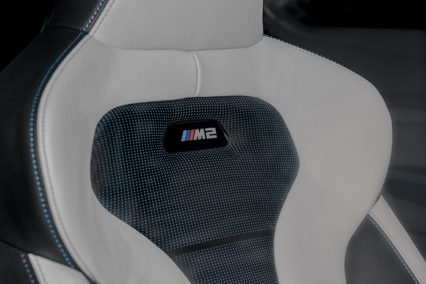 BMW x FUTURA 2000: Exklusive Sondermodelle des BMW M2 Competition 13