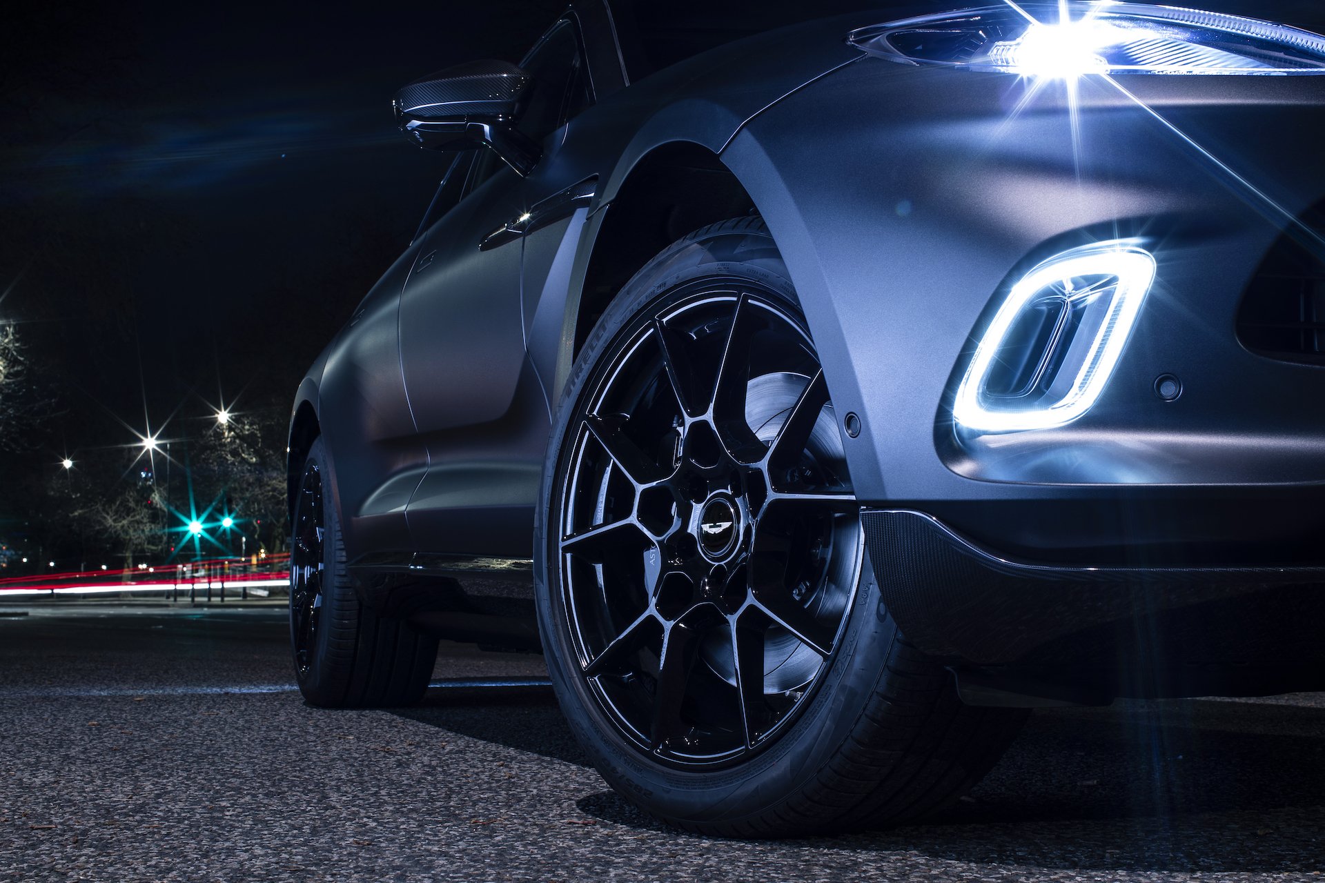 Der 007-SUV: Aston Martin stellt den DBX vor 6