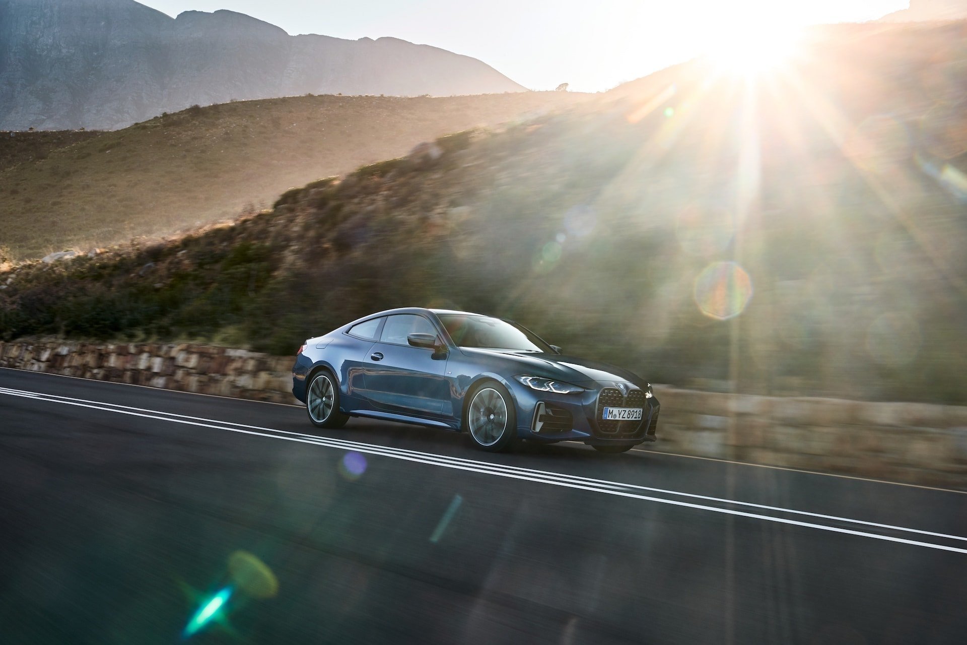 Neue bayrische Dynamik: Das 4er Coupé von BMW ist da 9
