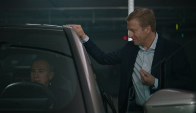 Hollywood trifft München: Christoph Waltz wird BMW-Botschafter der E-Mobilität